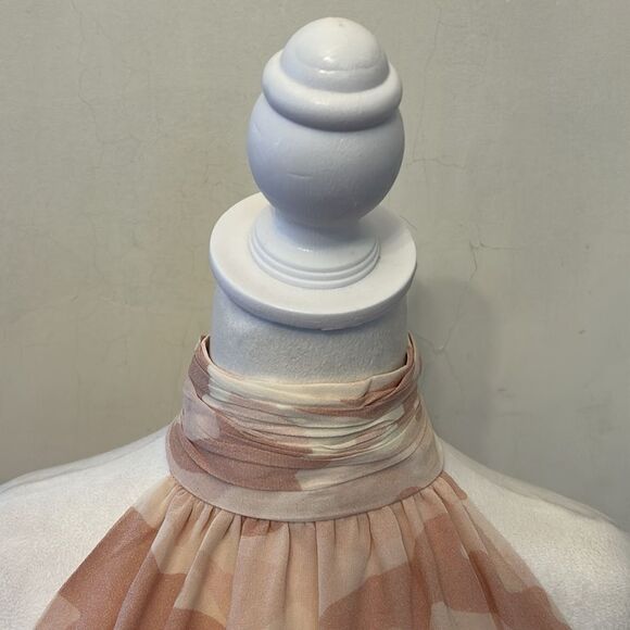 Joie Pink and Cream Patterned Silk halter top Size XS EUC - Picture 5 of 9